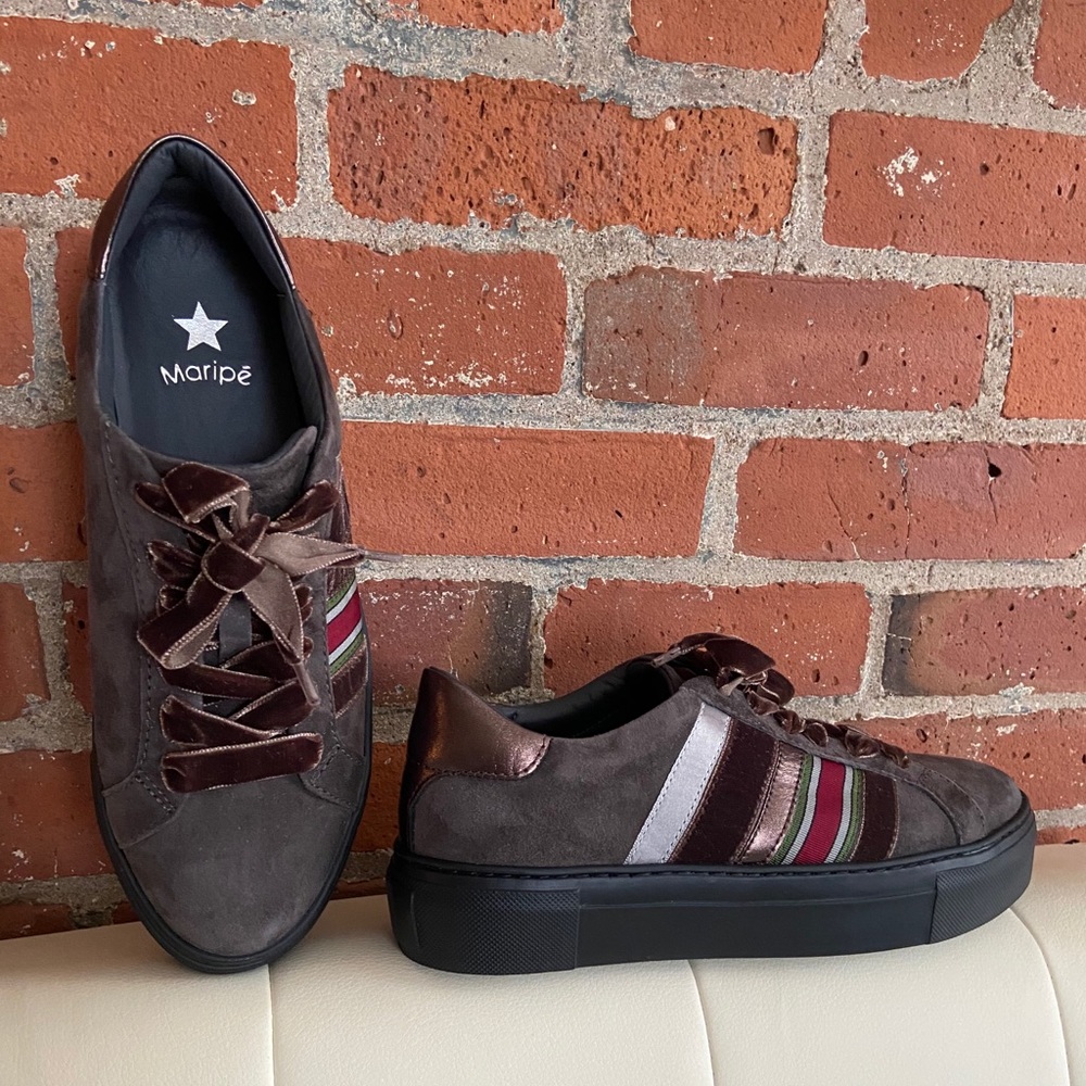 NEW Maripe Suede Sneakers 39/8.5